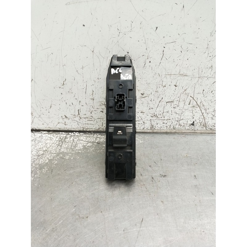 Recambio de mando elevalunas delantero derecho para hyundai ioniq (ae) 1.6 gdi hybrid referencia OEM IAM 93575G2160 299163516 si