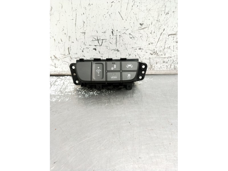 Recambio de mando multifuncion para hyundai ioniq (ae) 1.6 gdi hybrid referencia OEM IAM 93700G7130 120025130 299169048