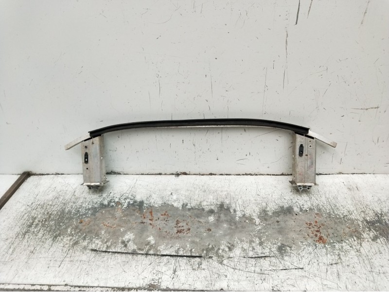 Recambio de refuerzo paragolpes delantero para volvo v60 ii (225) d3 referencia OEM IAM   inferior