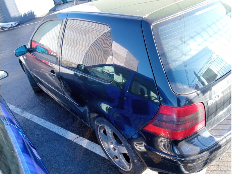 volkswagen golf iv berlina (1j1) del año 2001