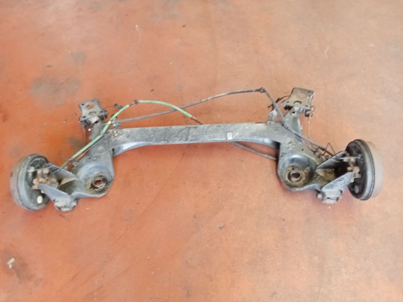 Recambio de puente trasero para fiat linea (323_, 110_) 1.3 d multijet (323axb11, 323axb1a) referencia OEM IAM   TAMBOR/ABS