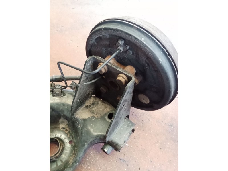 Recambio de puente trasero para fiat linea (323_, 110_) 1.3 d multijet (323axb11, 323axb1a) referencia OEM IAM   TAMBOR/ABS