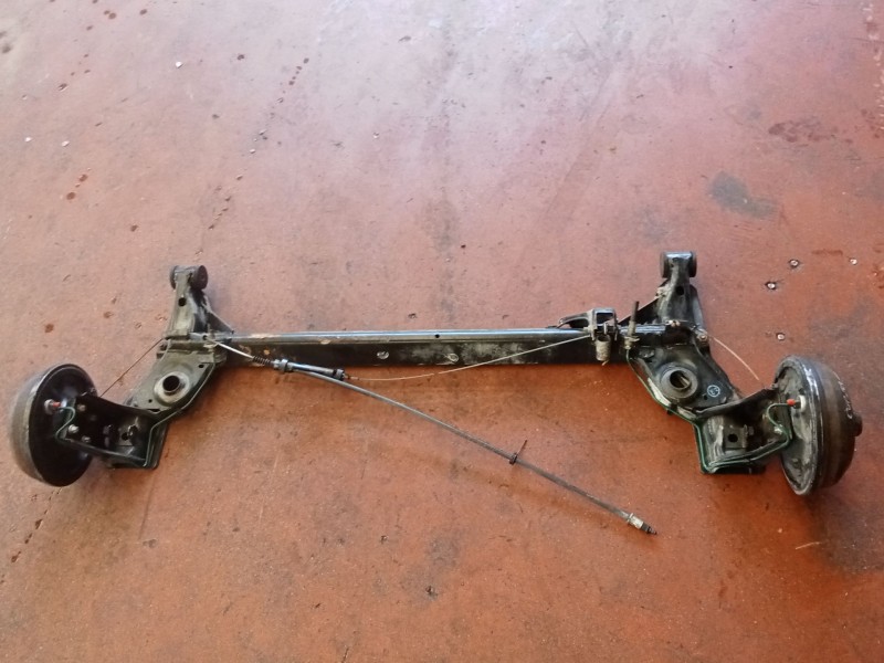 Recambio de puente trasero para opel corsa b (s93) 1.4 i (f08, f68, m68) referencia OEM IAM   TAMBOR