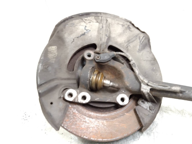 Recambio de mangueta delantera derecha para mercedes clase s (w126) berlina+coupe 2.6 cat referencia OEM IAM   