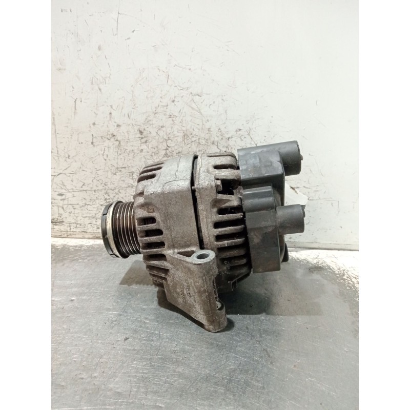Recambio de alternador para fiat linea (323_, 110_) 1.3 d multijet (323axb11, 323axb1a) referencia OEM IAM 46823547 2542670F 