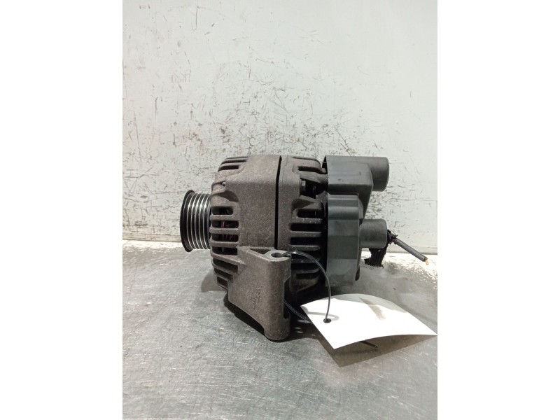 Recambio de alternador para fiat punto (188_) 1.3 jtd 16v referencia OEM IAM 46823546 2542671A 