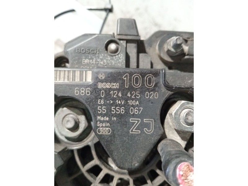 Recambio de alternador para opel zafira / zafira family b (a05) 1.6 (m75) referencia OEM IAM 55556067 0124425020 