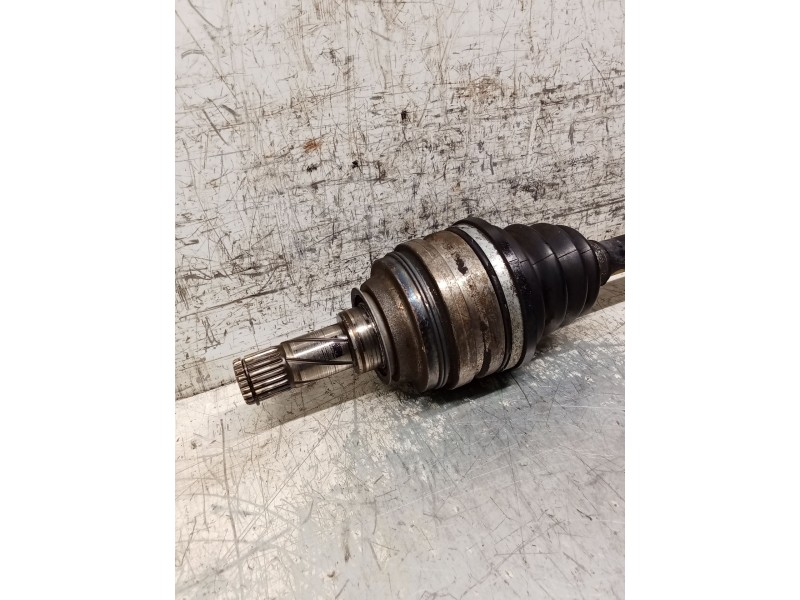 Recambio de transmision delantera izquierda para opel corsa b (s93) 1.4 i (f08, f68, m68) referencia OEM IAM   