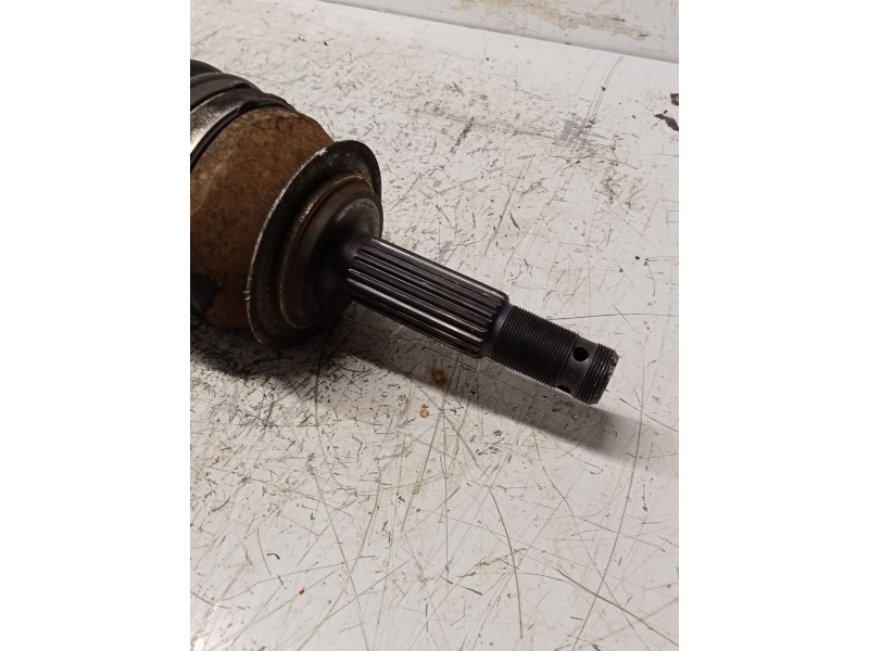 Recambio de transmision delantera derecha para opel corsa b (s93) 1.4 i (f08, f68, m68) referencia OEM IAM   