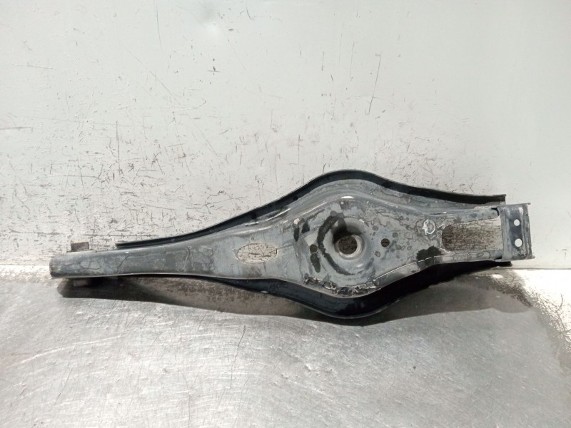 Recambio de brazo suspension inferior trasero derecho para hyundai ioniq (ae) 1.6 gdi hybrid referencia OEM IAM 55220G2500  