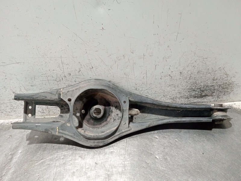 Recambio de brazo suspension inferior trasero izquierdo para hyundai ioniq (ae) 1.6 gdi hybrid referencia OEM IAM 55210G2500  