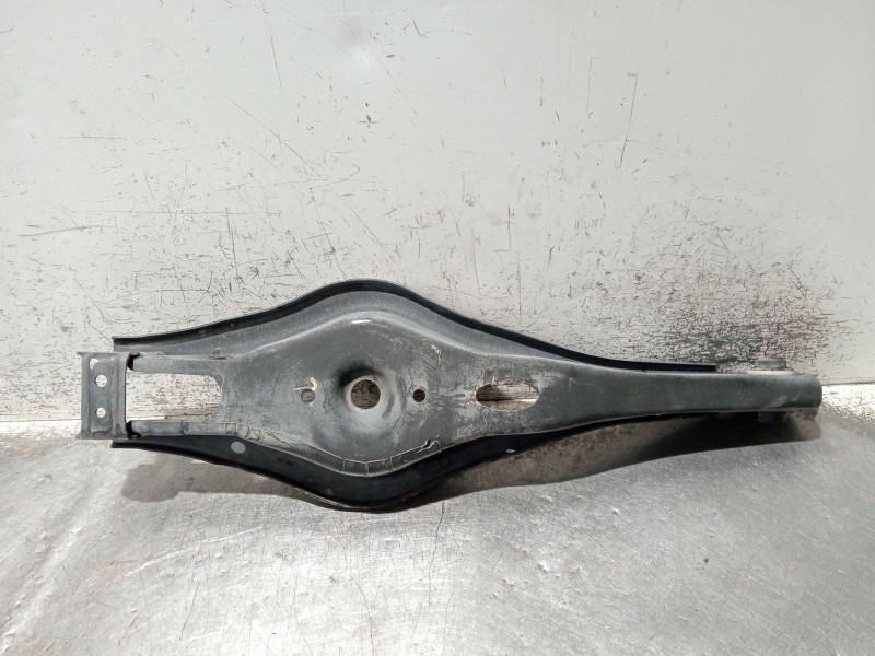 Recambio de brazo suspension inferior trasero izquierdo para hyundai ioniq (ae) 1.6 gdi hybrid referencia OEM IAM 55210G2500  