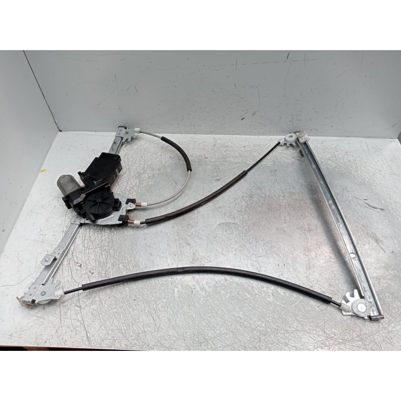Recambio de elevalunas delantero izquierdo para renault laguna ii (bg0/1_) 1.9 dci (bg1a, bg1w, bg0g) referencia OEM IAM   
