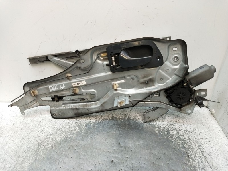Recambio de elevalunas delantero izquierdo para renault laguna (b56) 2.2 dt rxe referencia OEM IAM 400370A 0429257213 5P