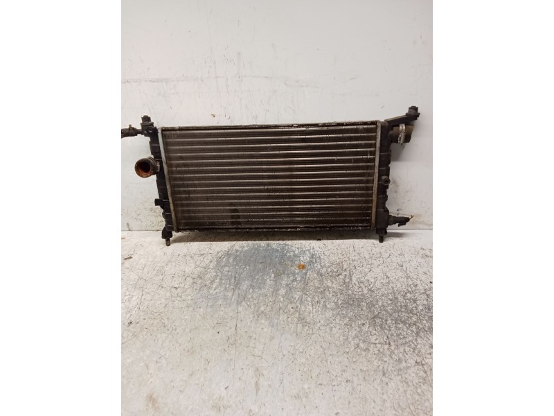 Recambio de radiador agua para opel corsa b (s93) 1.4 i (f08, f68, m68) referencia OEM IAM   
