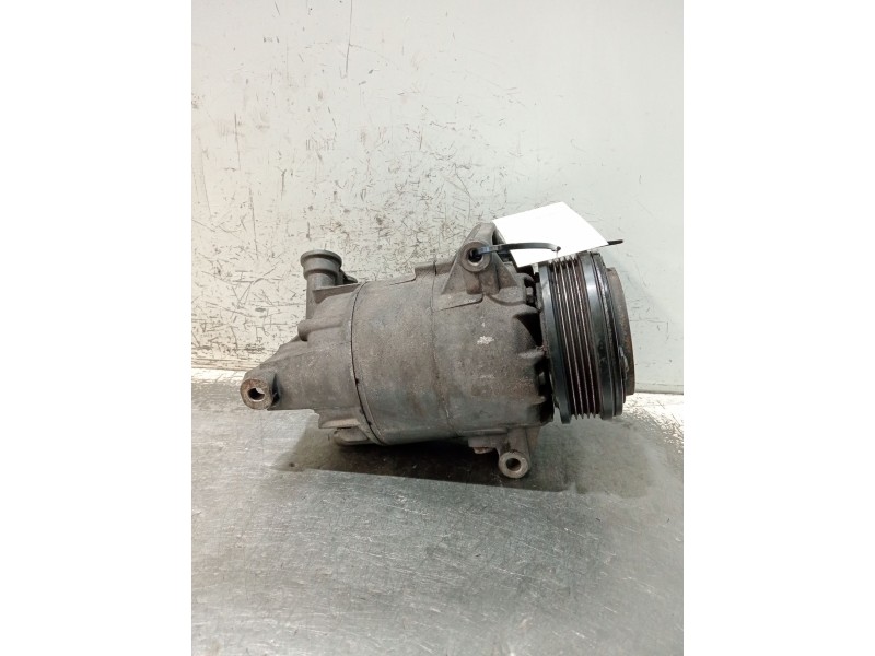 Recambio de compresor aire acondicionado para opel zafira / zafira family b (a05) 1.6 (m75) referencia OEM IAM 13124750  