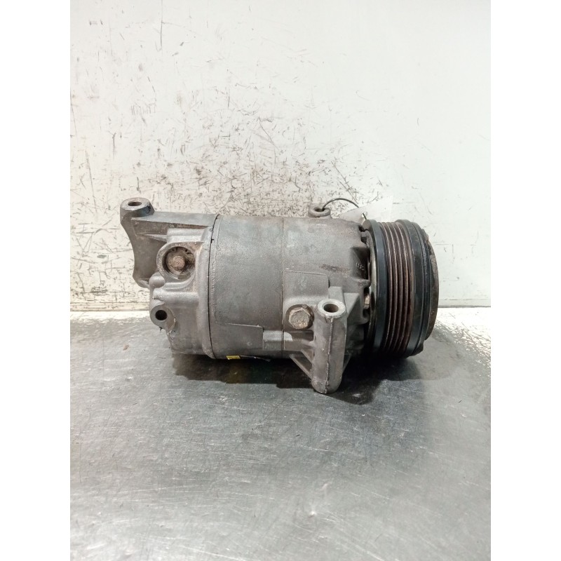 Recambio de compresor aire acondicionado para opel zafira / zafira family b (a05) 1.6 (m75) referencia OEM IAM 13124750  