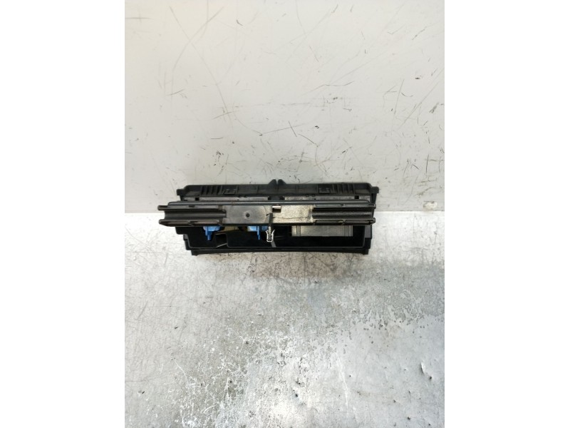 Recambio de mando calefaccion / aire acondicionado para renault laguna (b56) 2.2 dt rxe referencia OEM IAM 7700433065 9140010377