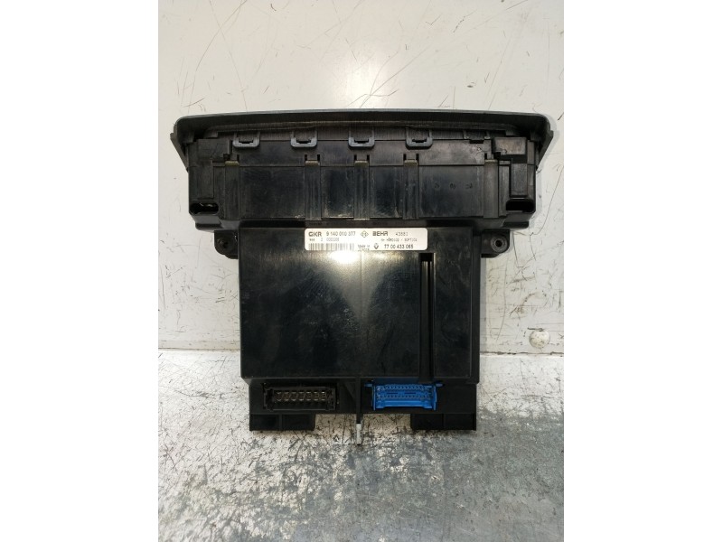 Recambio de mando calefaccion / aire acondicionado para renault laguna (b56) 2.2 dt rxe referencia OEM IAM 7700433065 9140010377