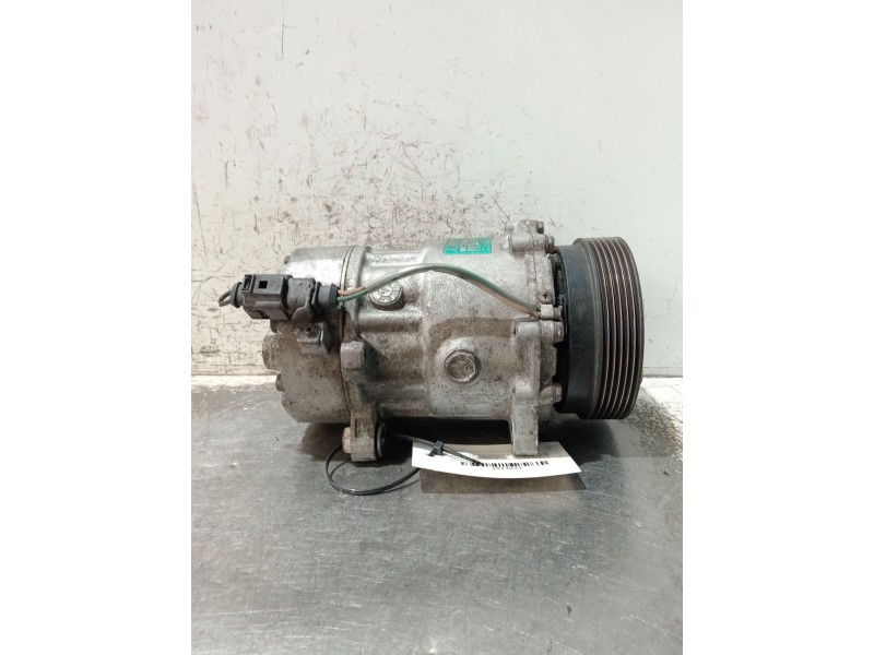 Recambio de compresor aire acondicionado para volkswagen golf iv variant (1j5) 1.6 referencia OEM IAM 1J0820803F  
