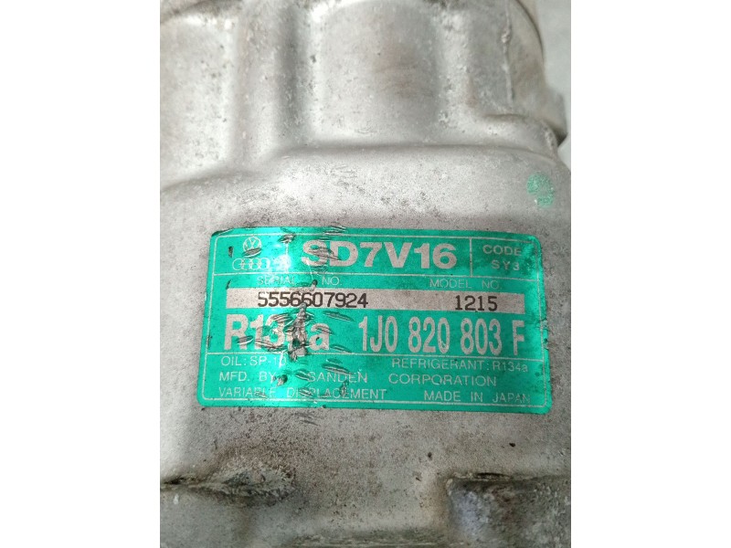 Recambio de compresor aire acondicionado para volkswagen golf iv variant (1j5) 1.6 referencia OEM IAM 1J0820803F  