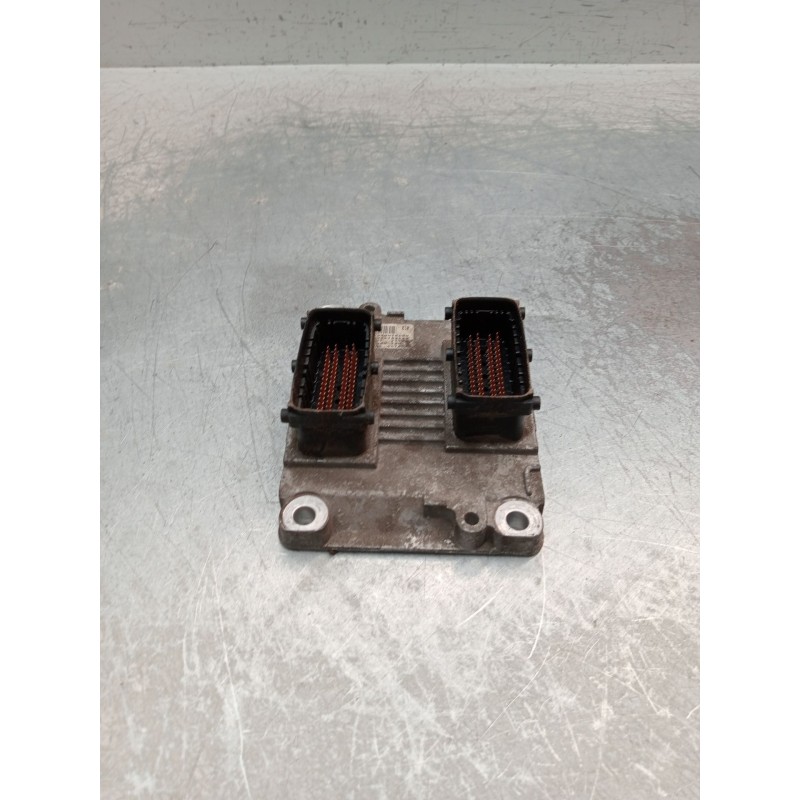 Recambio de centralita motor uce para alfa romeo 147 (937_) 1.6 16v t.spark (937.axa1a, 937.axb1a, 937.bxb1a) referencia OEM IAM
