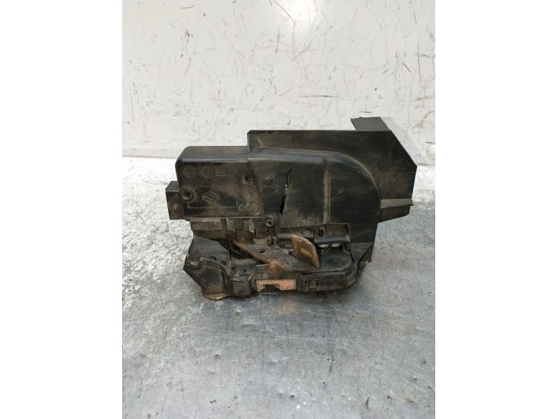 Recambio de motor cierre centralizado trasero izquierdo para renault laguna (b56) 2.2 dt rxe referencia OEM IAM   