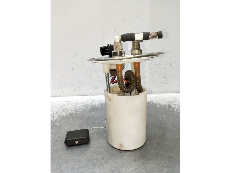 Recambio de bomba combustible para chevrolet aveo / kalos sedán (t250, t255) 1.4 referencia OEM IAM 96802754  