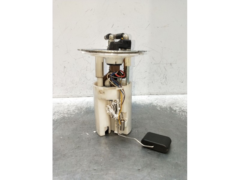 Recambio de bomba combustible para chevrolet aveo / kalos sedán (t250, t255) 1.4 referencia OEM IAM 96802754  