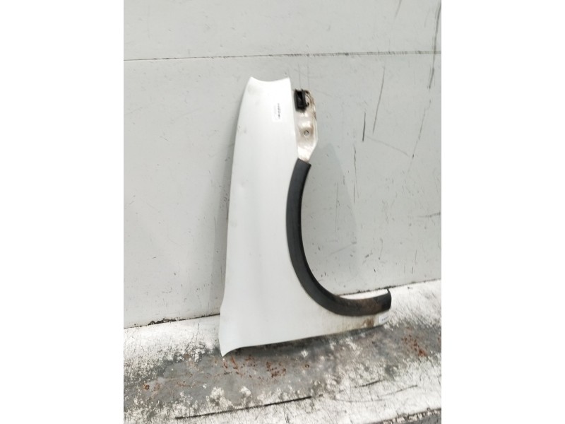 Recambio de aleta delantera derecha para opel corsa b (s93) 1.4 i (f08, f68, m68) referencia OEM IAM   