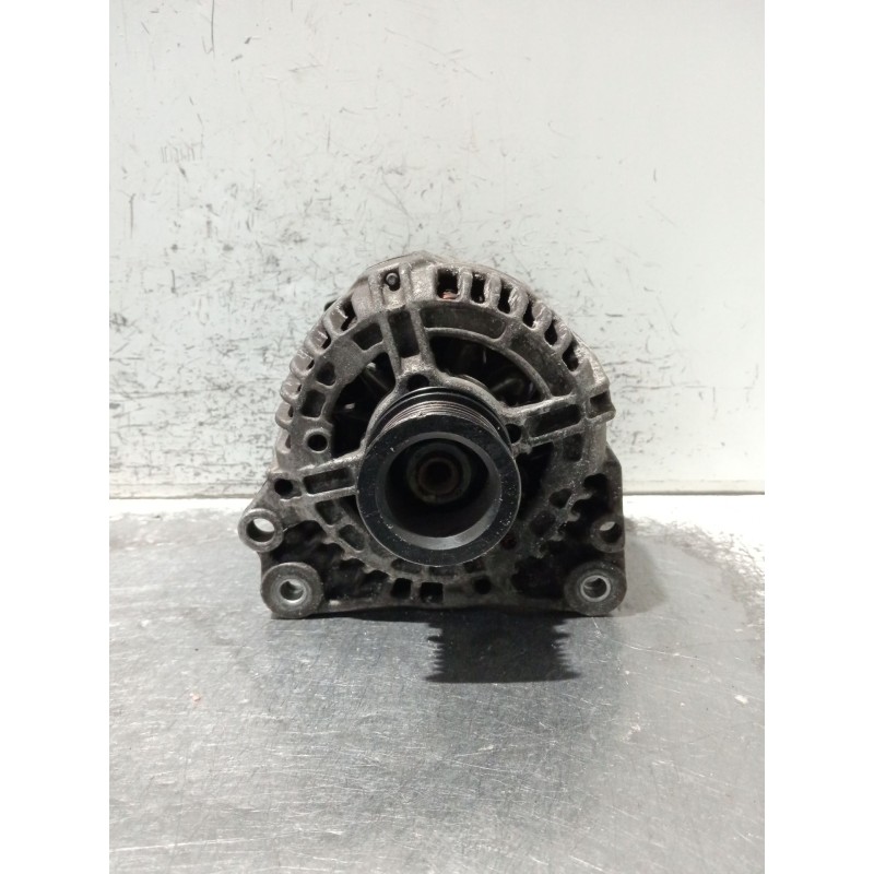 Recambio de alternador para volkswagen polo iv (9n_, 9a_) 1.4 16v referencia OEM IAM 037903025M 0124325013 