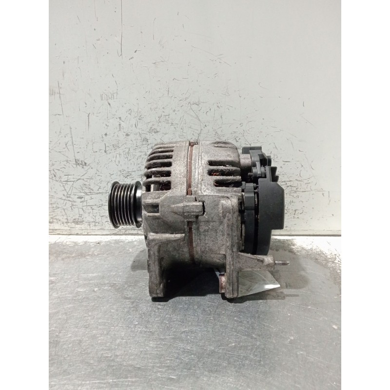 Recambio de alternador para volkswagen polo iv (9n_, 9a_) 1.4 16v referencia OEM IAM 037903025M 0124325013 