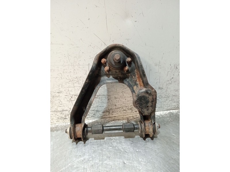 Recambio de brazo suspension superior delantero derecho para ssangyong korando (kj) 2.9 td referencia OEM IAM   