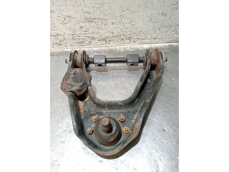 Recambio de brazo suspension superior delantero derecho para ssangyong korando (kj) 2.9 td referencia OEM IAM   