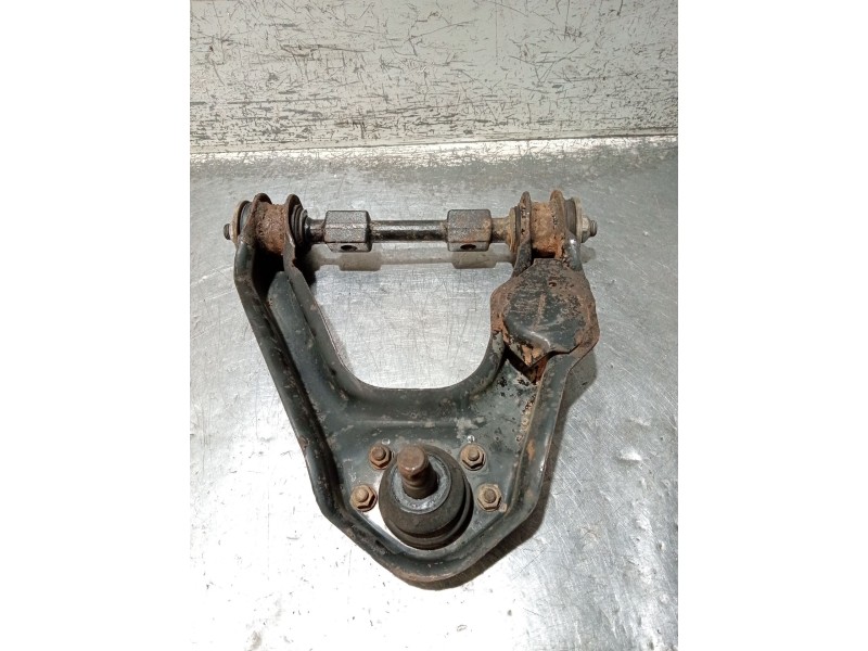 Recambio de brazo suspension superior delantero izquierdo para ssangyong korando (kj) 2.9 td referencia OEM IAM   