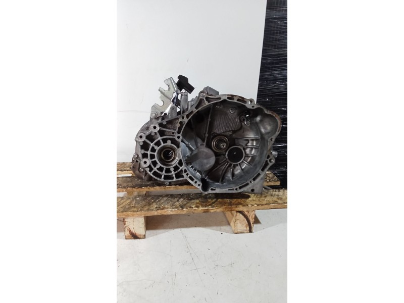 Recambio de caja cambios para chevrolet captiva (c100, c140) 2.0 d referencia OEM IAM GD001247 5v BW4357