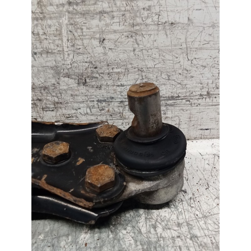 Recambio de brazo suspension inferior delantero derecho para mercedes-benz clase v (638/2) v 220 cdi (638.294) referencia OEM IA