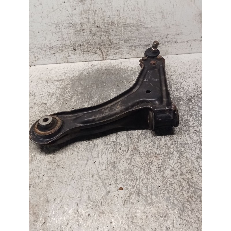 Recambio de brazo suspension inferior delantero izquierdo para mercedes-benz clase v (638/2) v 220 cdi (638.294) referencia OEM 
