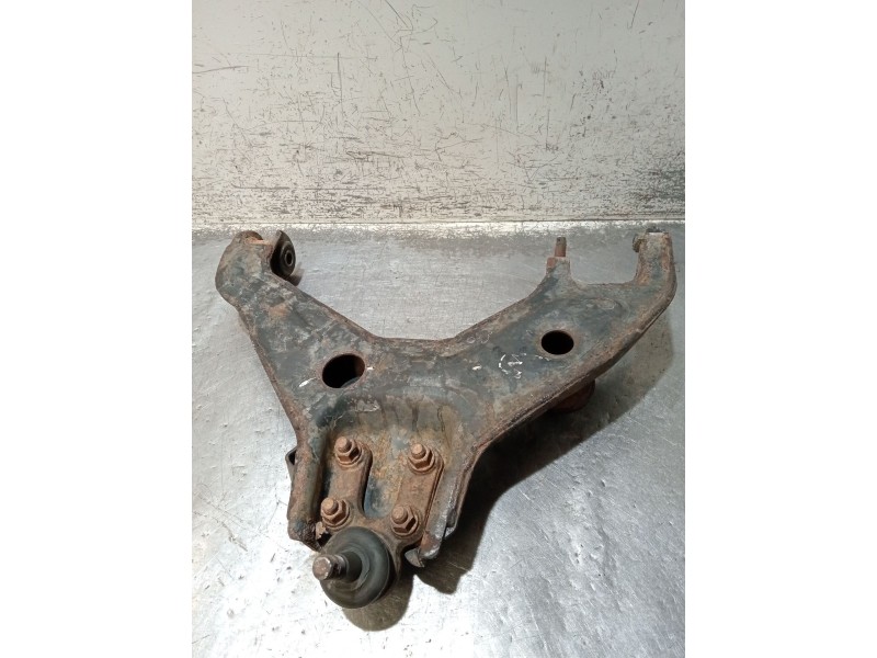 Recambio de brazo suspension inferior delantero derecho para ssangyong korando (kj) 2.9 td referencia OEM IAM   