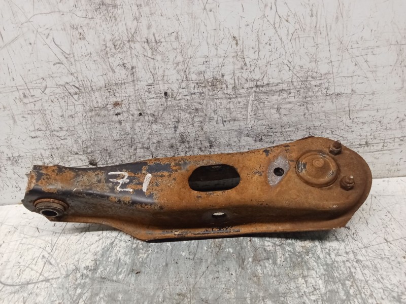Recambio de brazo suspension superior delantero izquierdo para renault 18 (134_) 2.0 (1343) referencia OEM IAM   