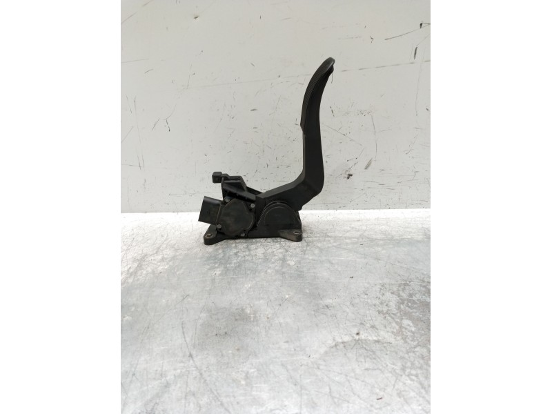 Recambio de potenciometro pedal para mercedes-benz clase v (638/2) v 220 cdi (638.294) referencia OEM IAM 0281002337 A9013000504
