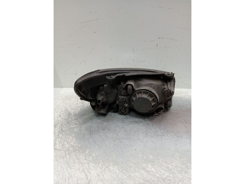 Recambio de faro izquierdo para kia cerato i sedán (ld) 1.6 referencia OEM IAM   