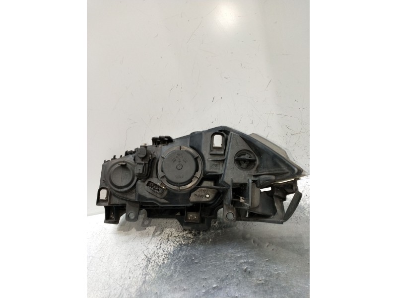 Recambio de faro derecho para renault megane ii station wagon (km0/1_) 1.5 dci (km02, km13) referencia OEM IAM 89307005 77010640
