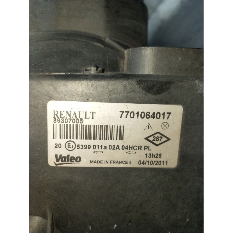 Recambio de faro derecho para renault megane ii station wagon (km0/1_) 1.5 dci (km02, km13) referencia OEM IAM 89307005 77010640