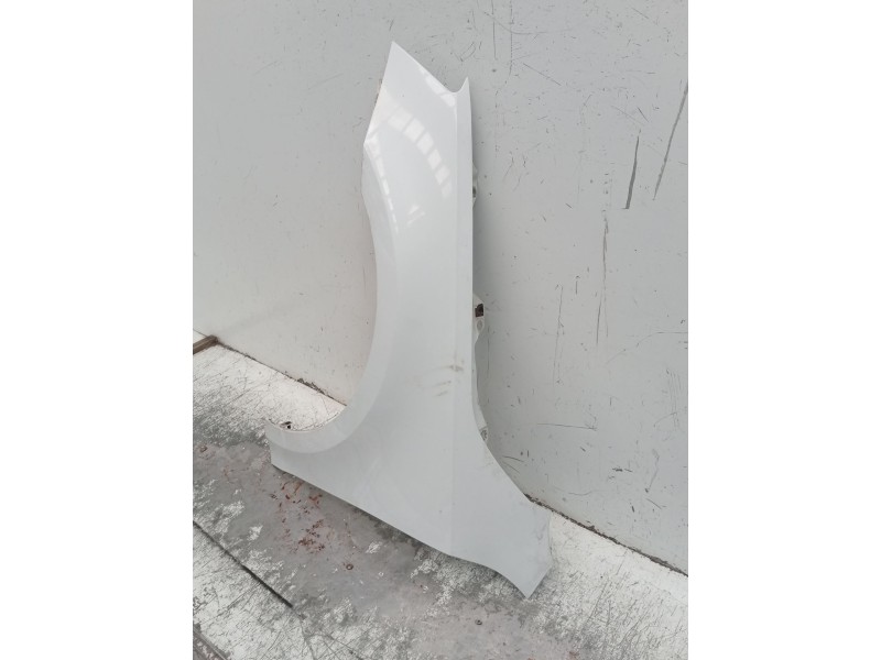 Recambio de aleta delantera izquierda para skoda octavia iii (5e3, nl3, nr3) 2.0 tdi referencia OEM IAM   