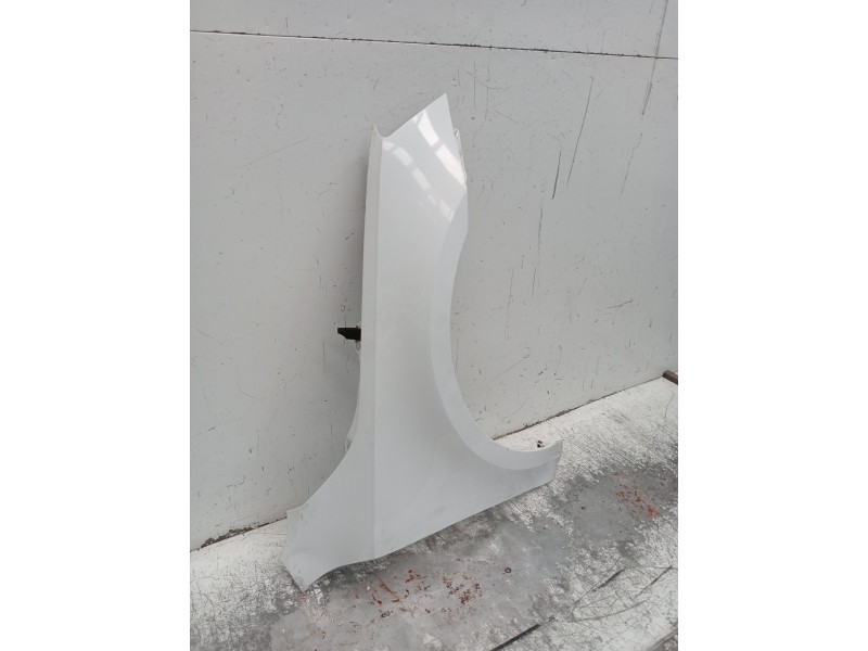 Recambio de aleta delantera derecha para skoda octavia iii (5e3, nl3, nr3) 2.0 tdi referencia OEM IAM   