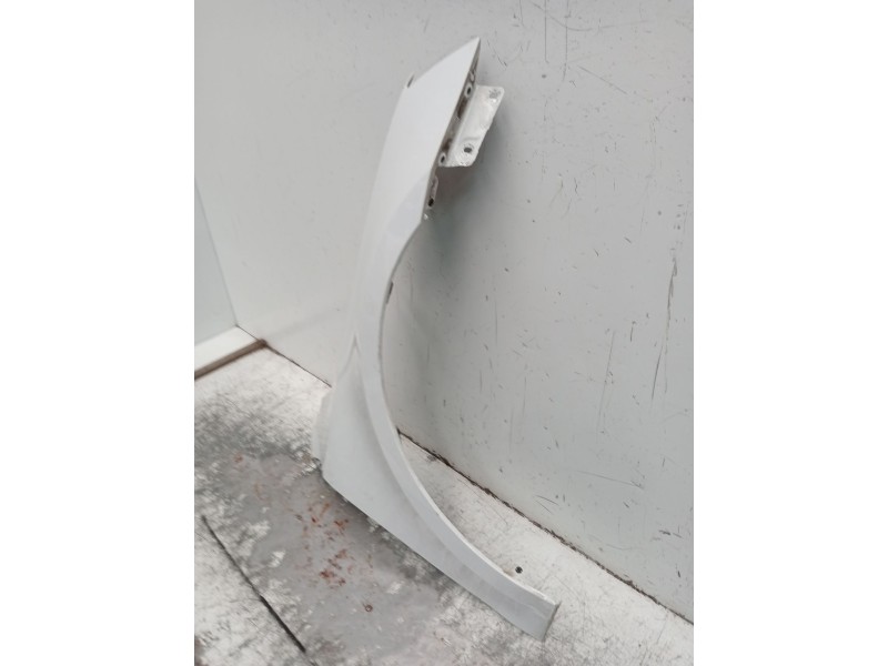 Recambio de aleta delantera derecha para skoda octavia iii (5e3, nl3, nr3) 2.0 tdi referencia OEM IAM   