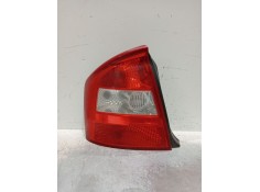 Recambio de piloto trasero izquierdo para kia cerato i sedán (ld) 1.6 referencia OEM IAM   