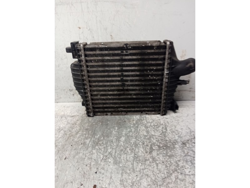 Recambio de intercooler para mercedes-benz clase v (638/2) v 220 cdi (638.294) referencia OEM IAM 160010041F  