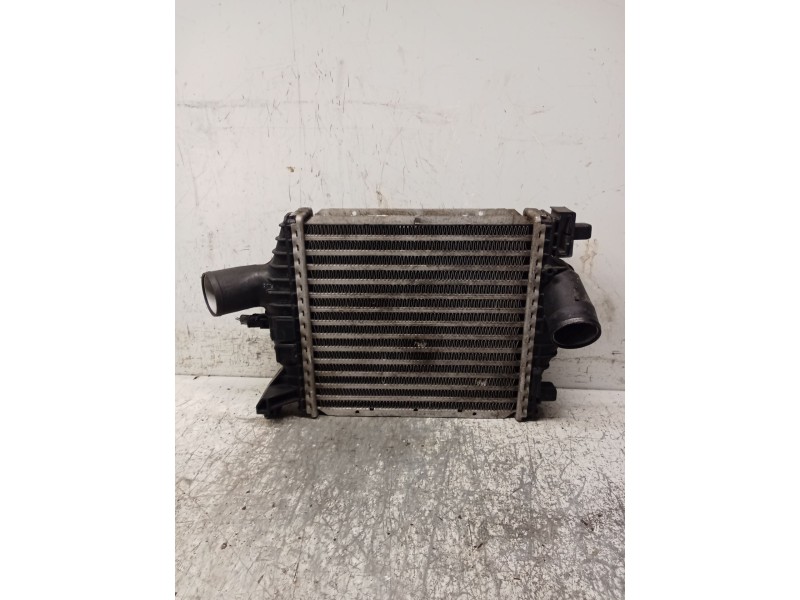 Recambio de intercooler para mercedes-benz clase v (638/2) v 220 cdi (638.294) referencia OEM IAM 160010041F  